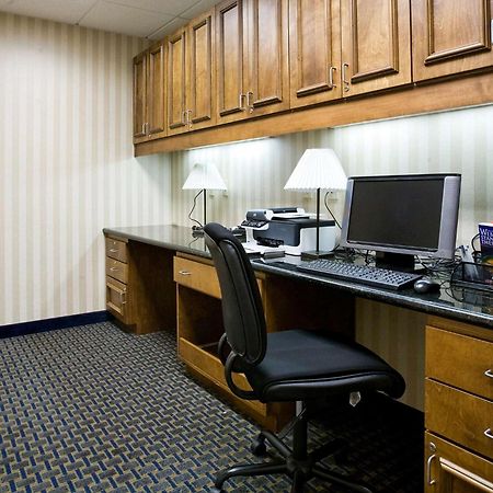 Hampton Inn & Suites Pittsburg Exterior foto