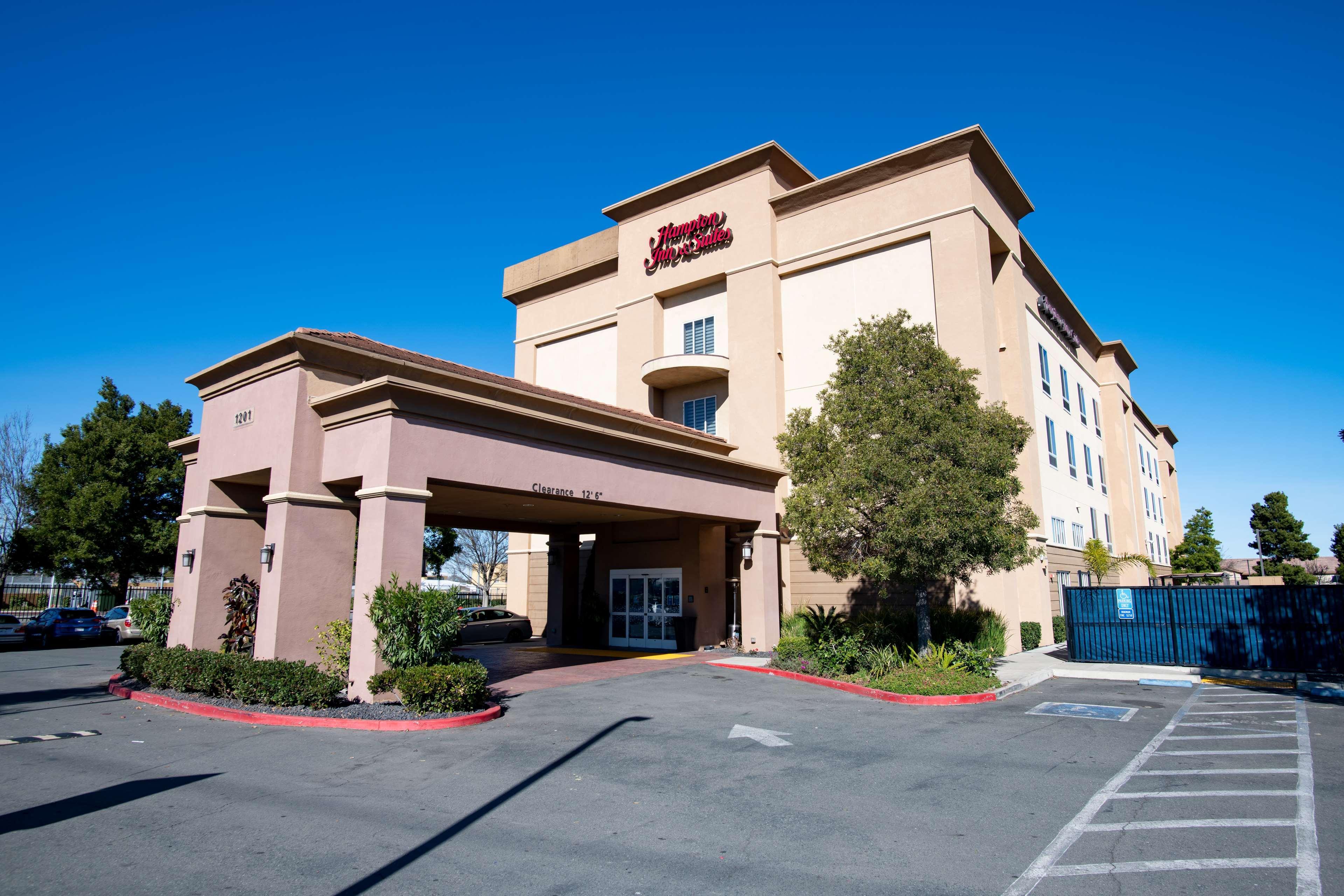 Hampton Inn & Suites Pittsburg Exterior foto