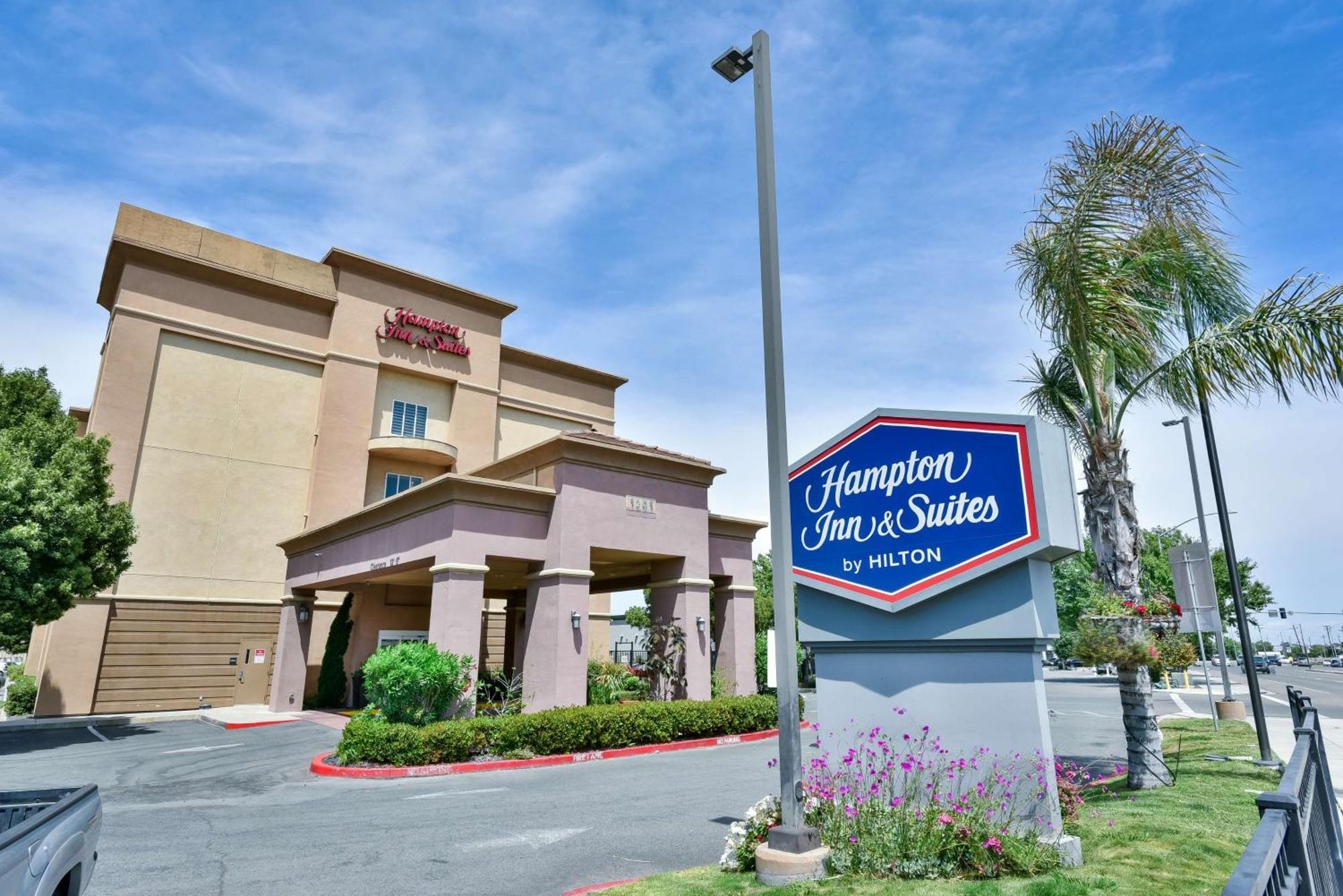 Hampton Inn & Suites Pittsburg Exterior foto